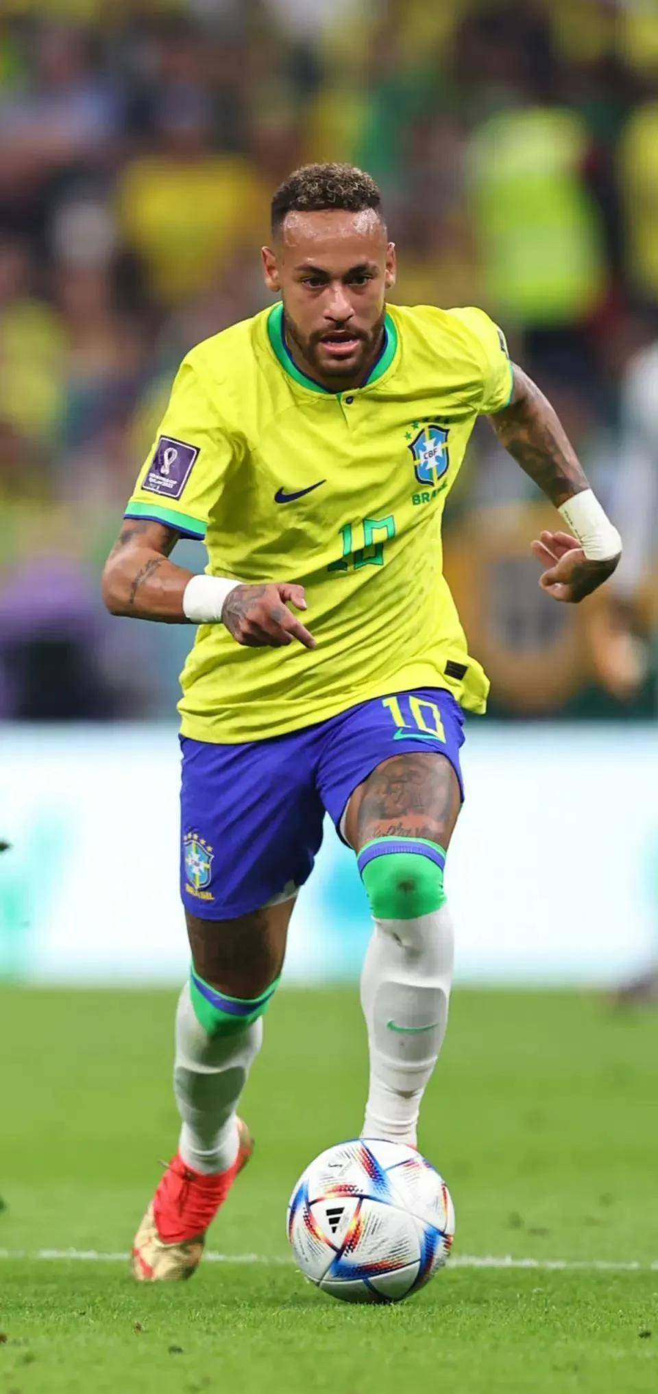 杰威复出首秀砍下11+4+8，过往32次缺阵雷霆仅1败（杰威复出首战贡献11+4+8，此前其缺阵的32场雷霆仅输1场）